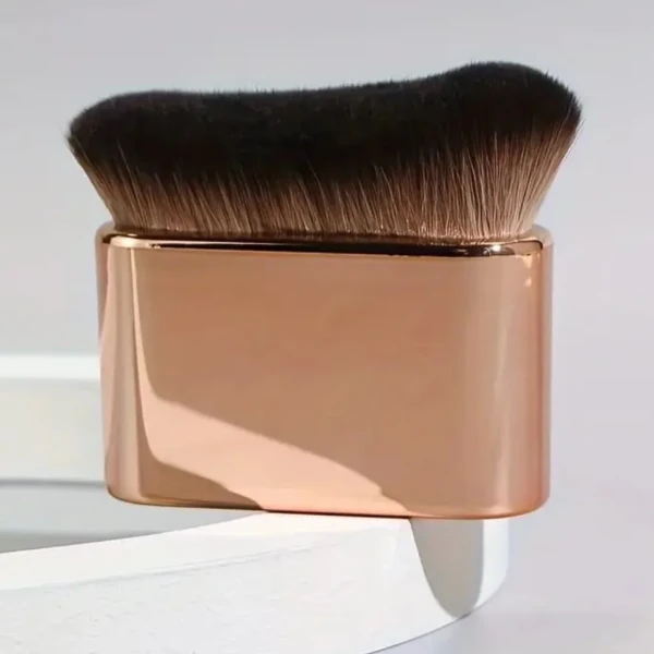 KABUKI MAKEUP BRUSH